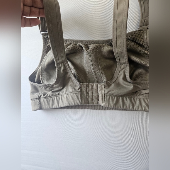 Syrokan Beige Sports Bra - Picture 2 of 7